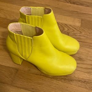 Samantha Pleet Lemon Boots